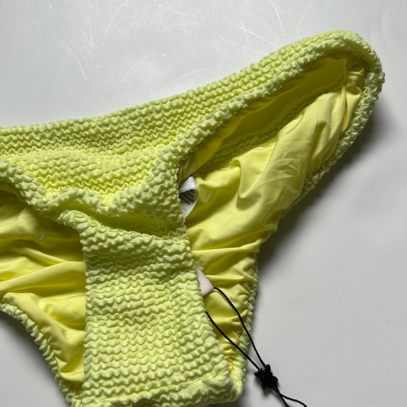 BCBGeneration Lemon yellow Bikini bottom Small - Picture 8 of 10